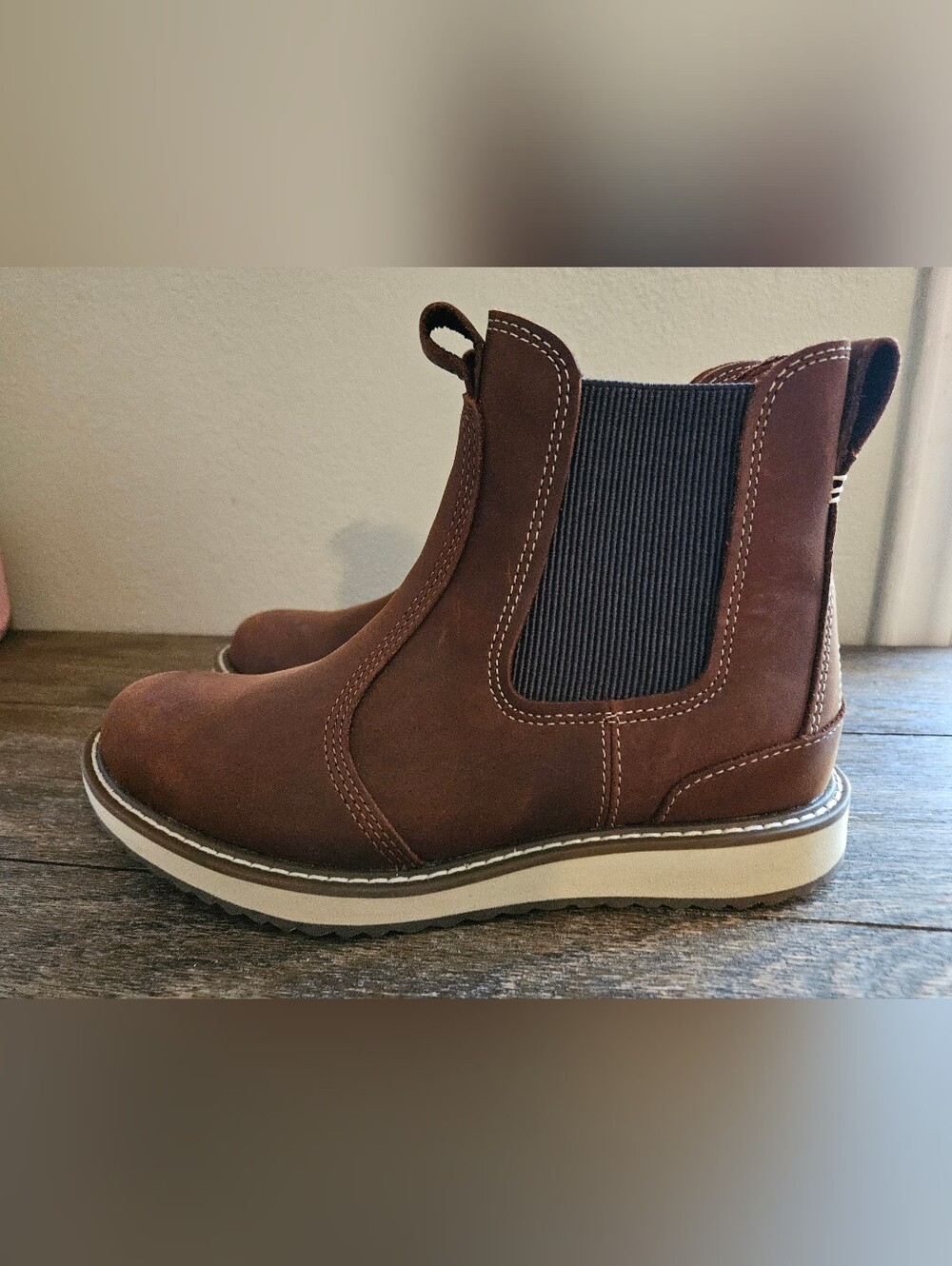 L.L. Bean Women's Brown Chukka Chelsea Boots - Picture 2 of 11